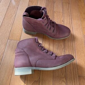 Steve Madden Burgundy Leather Ankle Boots
